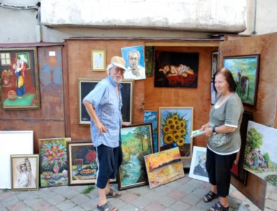 EROL DEMIRHISAR - Ressamlar Sokağı Can Çekişiyor