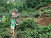 Rize'ye Bir Ayda Düşmesi Gereken Yağmur 6 Saatte Düştü