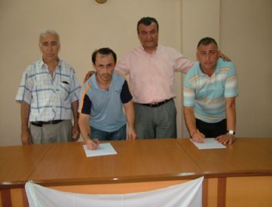 SALTUKOVA - Saltukovaspor Antrenör Cengiz Doğanla Anlaştı