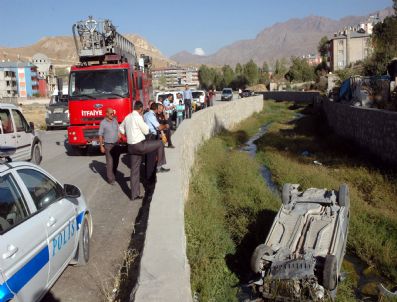 Van'da Trafik Kazası; 1 Yaralı