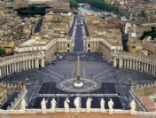 Vatikan'dan tacizcilere karşı yeni önlemler