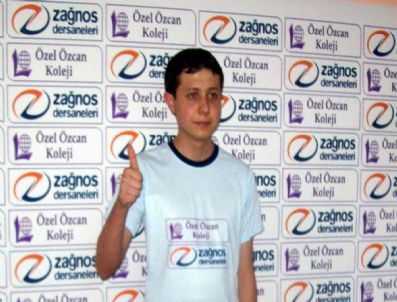 RAMAZAN YıLMAZ - Edremit'in Gururu Oldu