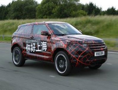 LAND ROVER - Yeni Range Rover Evoque kamufle edilmiş prototipleri ile yollarda.