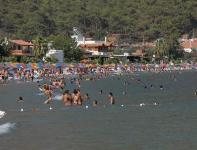 KAZıM TURAN - Ören Sahilleri Doldu