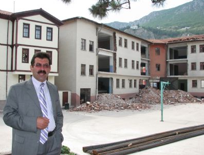 AMASYA MERKEZ - Amasya'daki Okullara Deprem Rötuşu