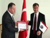 Asimder'den İl Genel Sekreteri Ve Meclis Üyelerine Teşekkür Belgesi