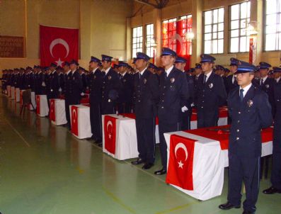 POLIS MESLEK YÜKSEKOKULU - Polis Adaylarının Mezuniyet Coşkusu...