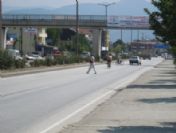 Düzce'de Vatandaşlar Üst Geçiti Kullanmıyor