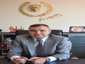 Kaymakam Çömlek Reklamı Yapıyor