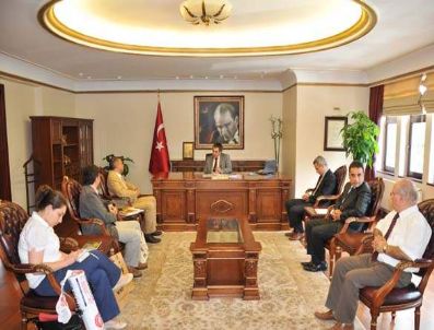 MEHMET FATIH ÇIÇEKLI - Doğal Hayatı Koruma Vakfı Genel Müdürü Vali Küçük'ü Ziyaret Etti