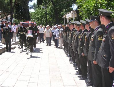 CELAL ULUSOY - Kore Gazisine Hüzünlü Veda