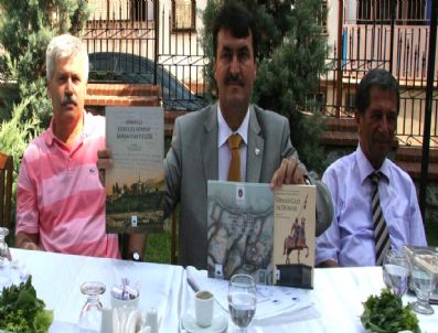 MILLET KÜTÜPHANESI - Osmangazi Belediyesi'nden İki Yeni Kitap