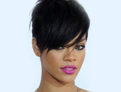 MEL B - Rihanna'nın saç kesimi moda oldu