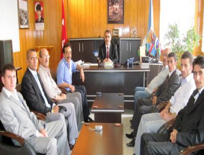 MUSTAFA CANLı - Sanatçı Hakkı Bulut'tan Başkan Canlı'ya Ziyaret