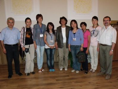 İNCI VARINLI - Türk Dünyası Öğrencileri Bozok Üniversitesi Rektörü Prof. Dr. İnci Varinli'yi Ziyaret Etti