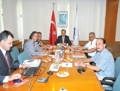 Vali Altıparmak Asbaş Toplantısına Katıldı