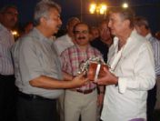 Aydın Ticaret Borsası'ndan İşadamı Rahmi Koç'a İncirli Teşekkür