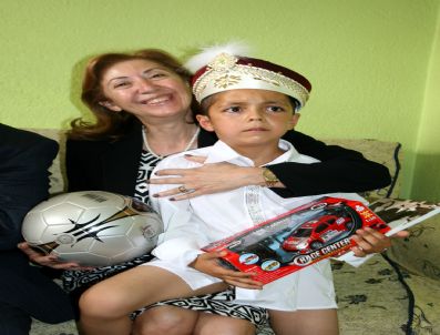 OSMAN COŞKUNOĞLU - Chp Uşak'ta Referandum Çalışmalarına Hız Verdi