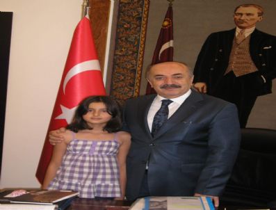 ALİ HAYDAR ÖNER - Buse'nin Büyük Başarısı