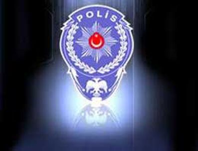 Polis okulunda mezuniyet sevinci
