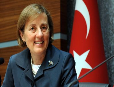 SELMA ALIYE KAVAF - Soma Huzurevi'nin Açılışına Bakan Kavaf Geliyor