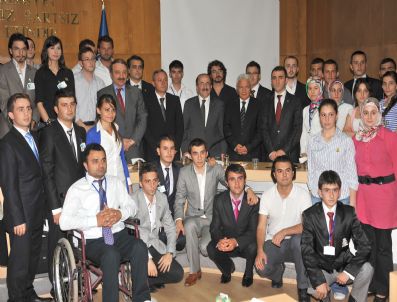 İBRAHIM ÖZEN - Trabzon Gençlik Meclisi Açıldı