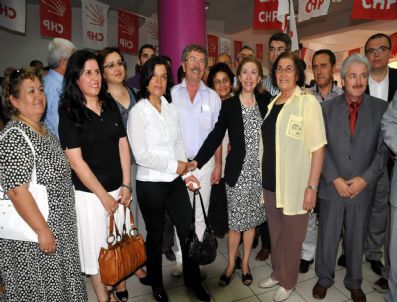 OSMAN COŞKUNOĞLU - Uşak Chp'ye Toplu Katılım