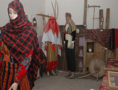 KULLAR - Köylülerden Köy Yaşamını Anlatan Müze