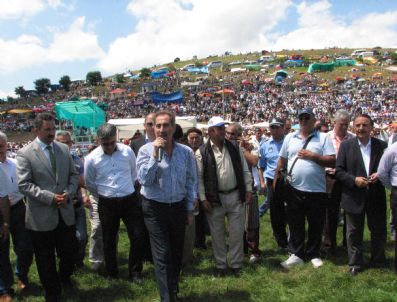 AYHAN YıLMAZ - Ertuğrul Günay, Yaylada Konuştu