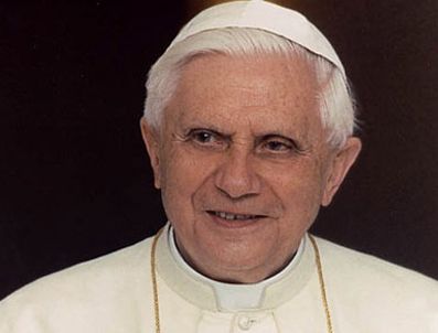 BENEDIKTUS - Papa 19 genç için başsağlığı diledi