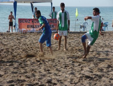YıLMAZ KıLıÇ - Vali Karaloğlu, Plaj Futbolu Türkiye Finalini Van'da Yaptırmak İstiyor