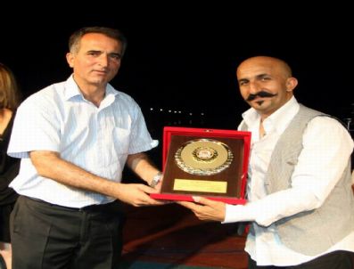 Altınova'da Grup Mecaz Rüzgã‚rı Esti