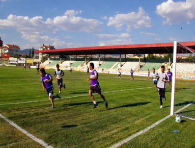 KıRŞEHIRSPOR - Kırşehirspor Futbolcu Seçmeleri Yaptı
