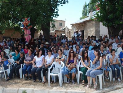 TÜRKAN ÖZBEK - Üniversiteliler Yararına Şenlik