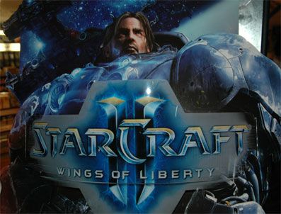 TALHA TURHAL - StarCraft 2'nin Ankara'daki gece satışları etkinliğine katıldık