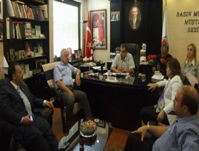 Ak Parti Milletvekillerinden Güneydoğu Gazeteciler Cemiyeti Başkanı Kızılaslan'a Ziyaret