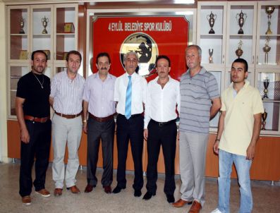 YALÇıN DOĞAN - Avrupa Sivasspor Derneği'nden 4 Eylül Belediyespor'a Destek
