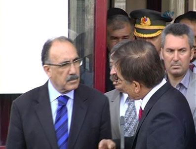 DURMUŞ GENCER - Bakan Atalay İnegöl'e gitti