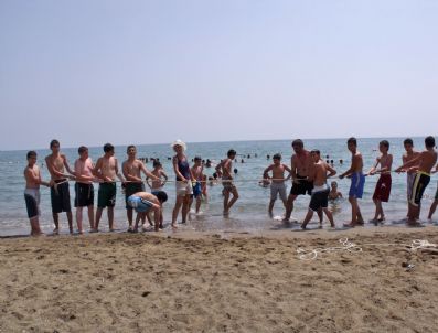 Öğrencilerin Silifke'de Deniz Keyfi