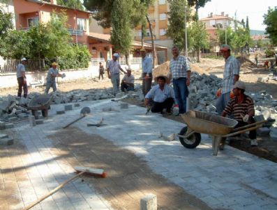 Bigadiç'te Yol Yapım Seferberliği