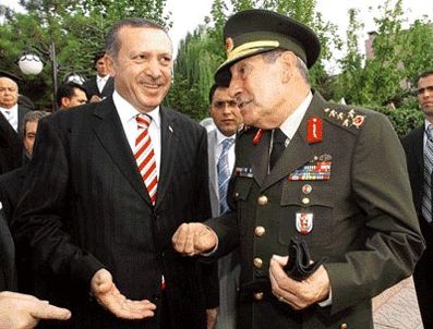 ATİLLA KART - Erdoğan ve Büyükanıt hakkında suç duyurusu