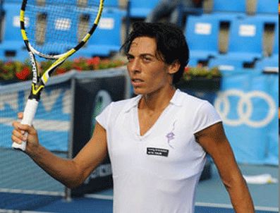 1 numaralı seribaşı İtalyan Francesca Schiavone elendi