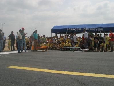 HALIS ARSLAN - 'Sevgiye Uzanan Ellere' Model Uçak Dersi