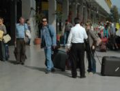 6 Ayda 1 Milyon 39 Bin Turist Geldi