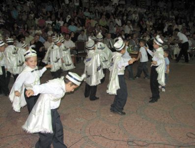 OSMAN AKBAŞ - Amasya Belediyesi'nden Sünnet Şöleni