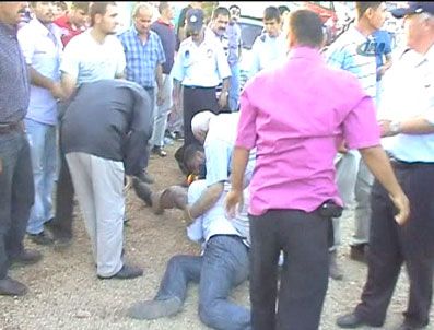 İMRENLER - Hakem kırmızı kart gösterince ortalık karıştı