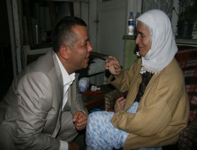 Tp Düzce İl Başkanı Bıyık Felçli Hastayı Ziyaret Etti