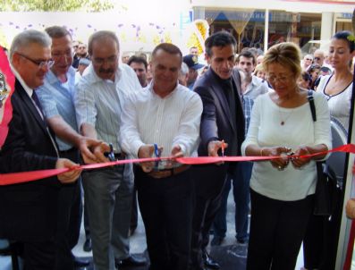 NECDET ÖZEKMEKÇI - Söke'de Yeni Bir İşyeri Açıldı