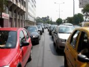 Basmane Trafiği Vatandaşı İsyan Ettirdi