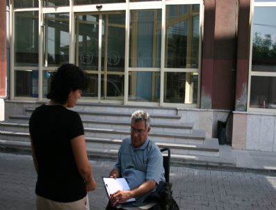 İSMAIL ÇELIK - Engellilerden Tuvalet İçin İmza Kampanyası